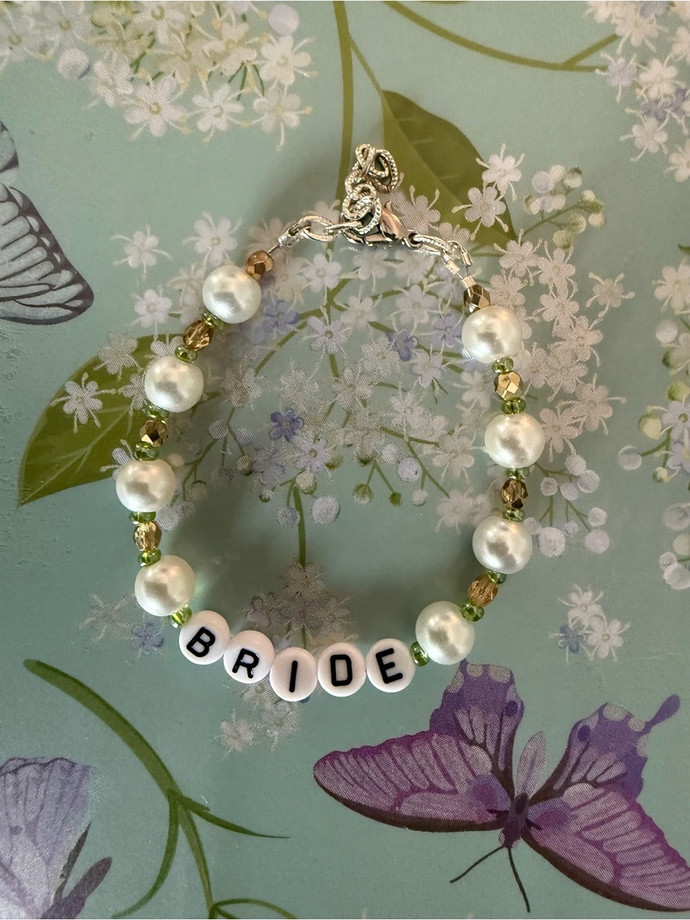 Bride Pearl and Gold Accent Bracelet